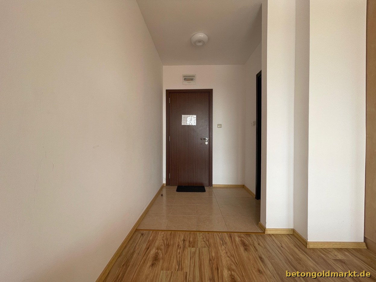 Studio A.203 – Eingangsbereich und Flur